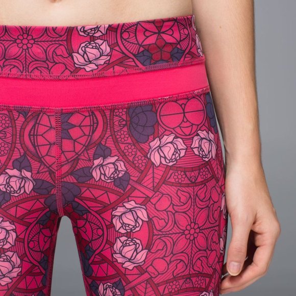 NEW Lululemon Run: Inspire Crop II *All Full-On Luxtreme size 8 - Picture 8 of 10